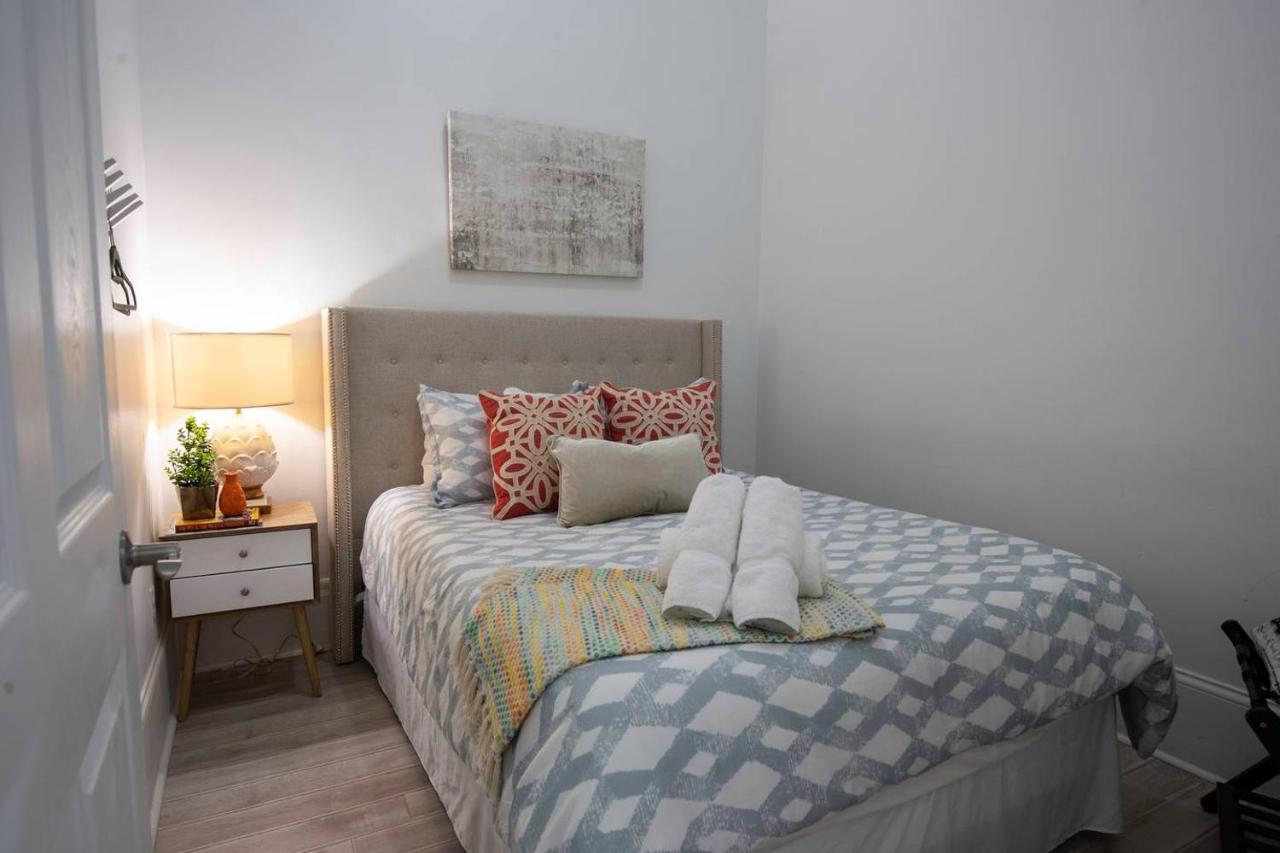 Villa Five Br - Sleeps 10! Steps From French Quarter New Orleans Exterior foto
