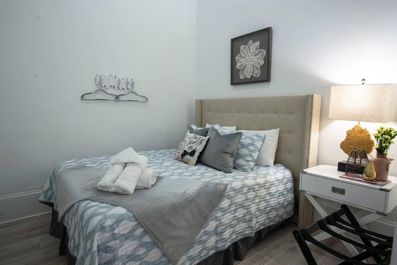 Villa Five Br - Sleeps 10! Steps From French Quarter New Orleans Exterior foto