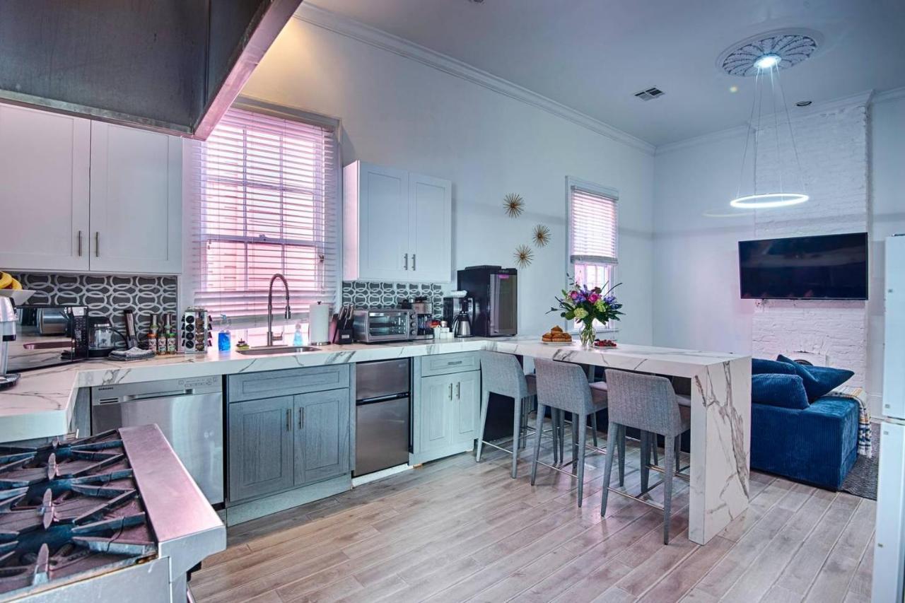 Villa Five Br - Sleeps 10! Steps From French Quarter New Orleans Exterior foto